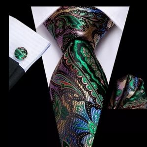 Men's All Italian Silk Tie WITH Cuff Links & Pocket Handkerchief
